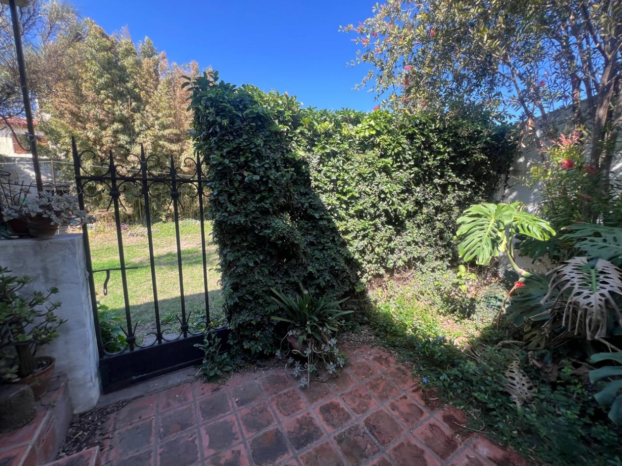se vende casa en Altos de Velez Sarsfield
